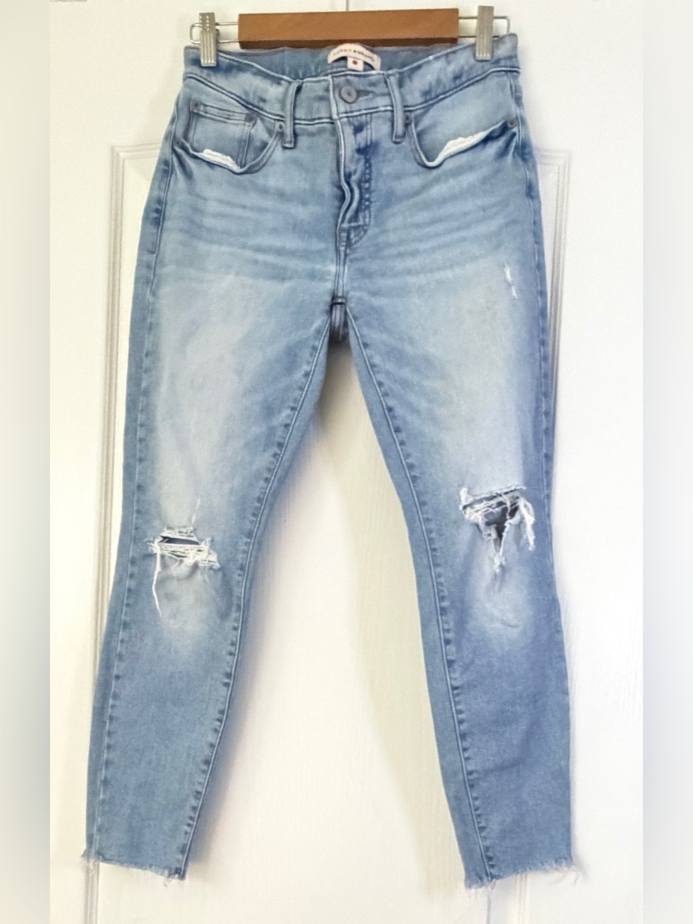 Lucky Brand Ava Midrise Skinny Jeans 6/28 Light Wash Distressed Ripped Raw Hem